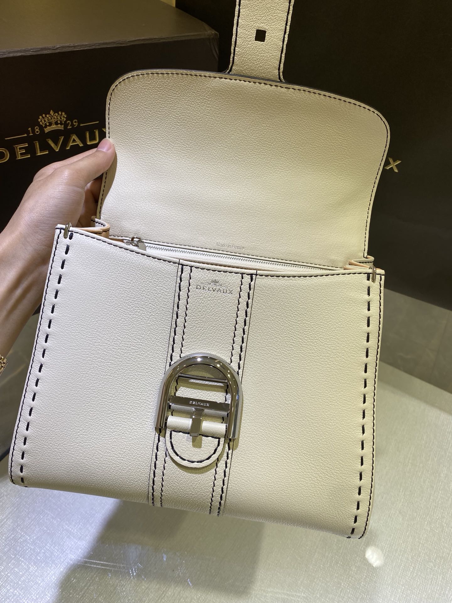 델보 브리앙 PM 박스백